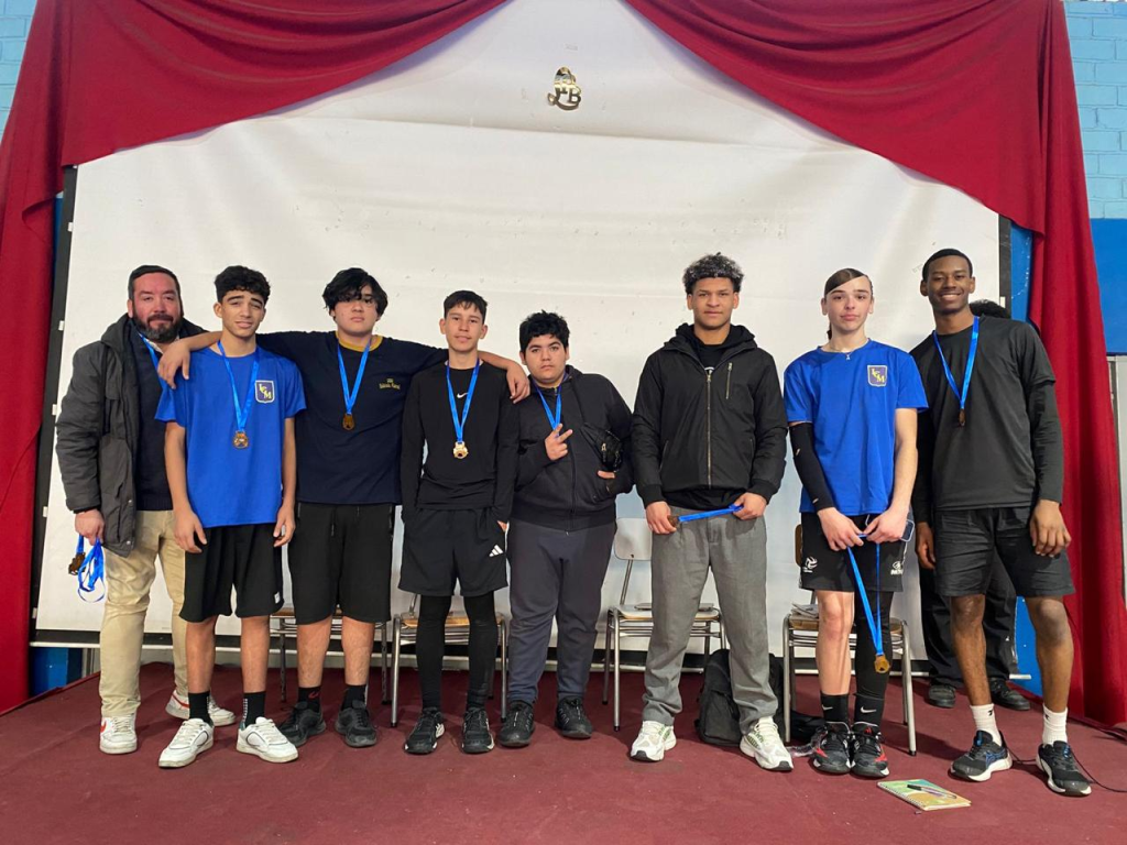 Nuestros estudiantes gabrielinos obtienen «3er lugar, voleyball juvenil 2025»